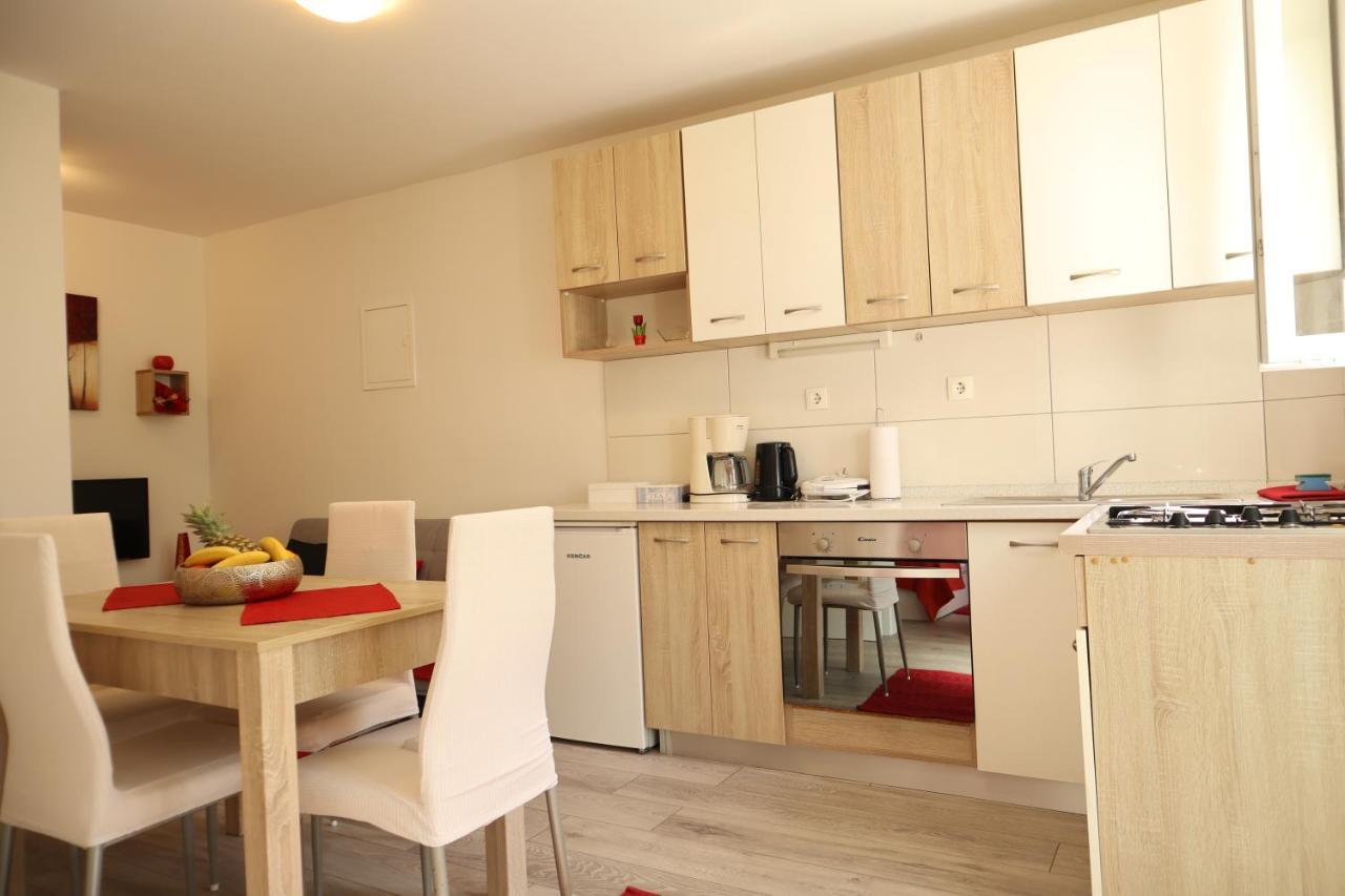 Apartments Silva Спліт Екстер'єр фото